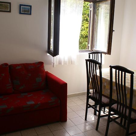 Apartment Ana M Крк Экстерьер фото
