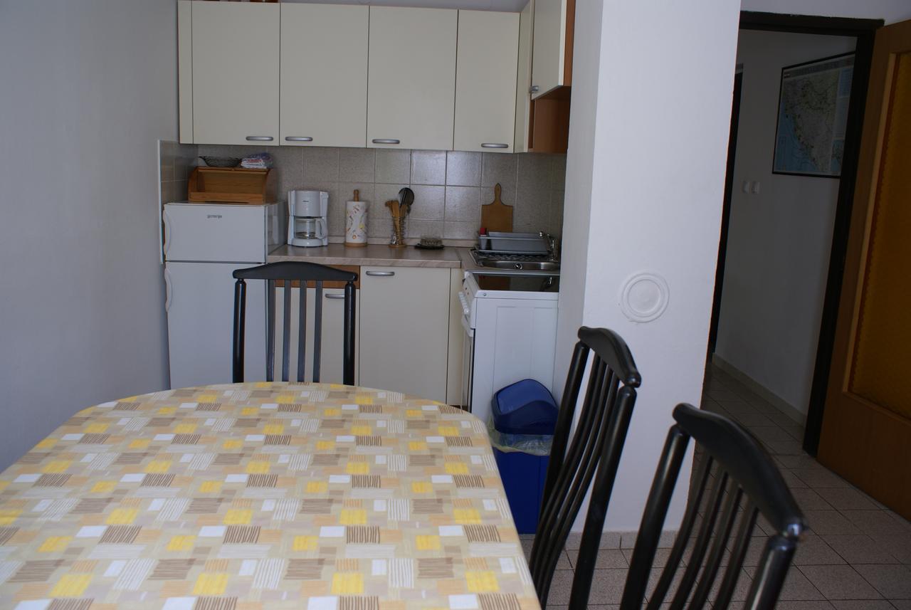 Apartment Ana M Крк Экстерьер фото