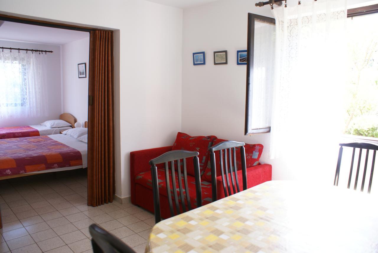 Apartment Ana M Крк Экстерьер фото